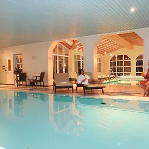 4* Отель Quellenhof